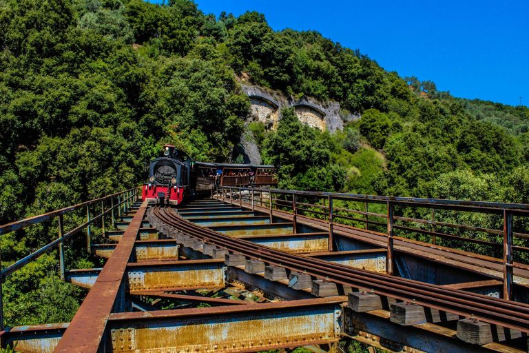 Mhlies Train " Moutzouris" Pelion
